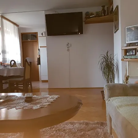 Dinka 4*