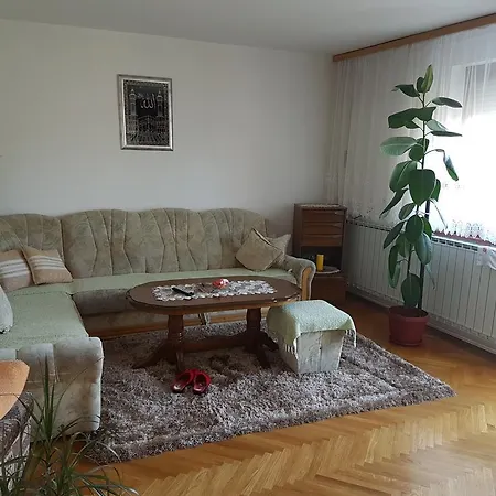 Casa de hóspedes Dinka *