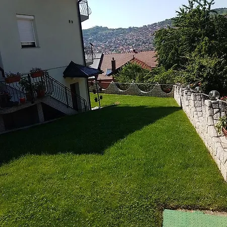 Dinka Vendégház 4*