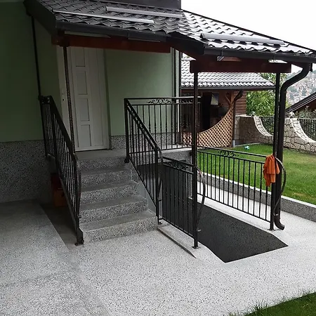 Dinka Vendégház 4*